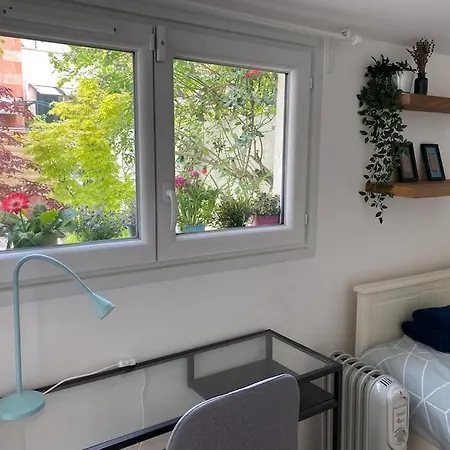 Charmant Studio Hébergement de vacances *